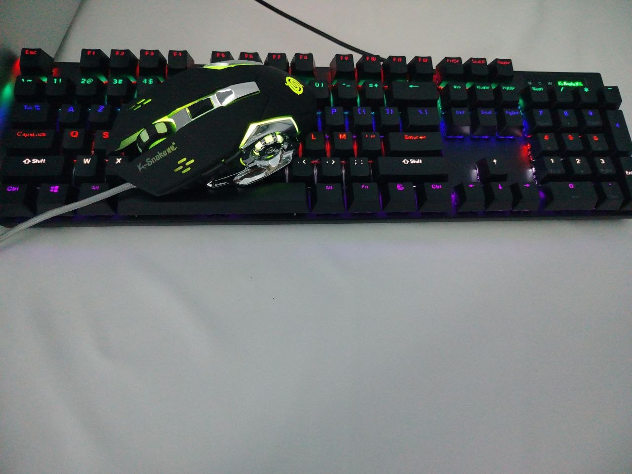 لوحة مفاتيح + فأرة ميكانيكال RBG GAMING — image 6